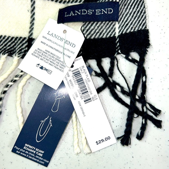 NWT Black/White Lands End Scarf - Picture 3 of 3